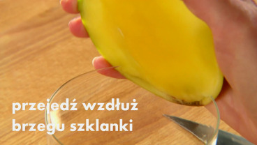 Jak pokroić mango za pomocą szklanki   