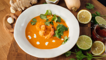 Orientalna zupa rybna