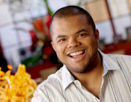 Roger Mooking