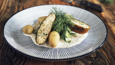 Kotlet pożarski z mizerią