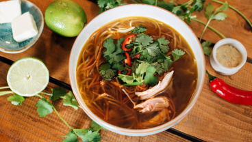 Niskotłuszczowy rosół z azjatyckim twistem