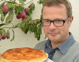 Hugh  Fearnley-Whittingstall