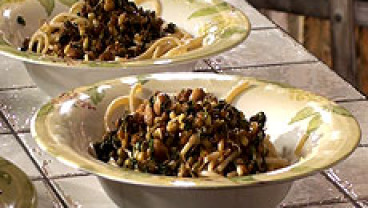 Spaghetti ze smażonymi kiełkami