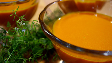 Zupa z marchewki i soku marchwiowego
