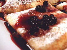 Bliny z borówkami i serem ricotta