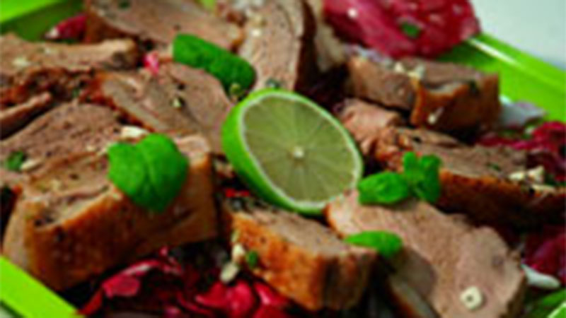 Marynowana pierś kaczki na radicchio