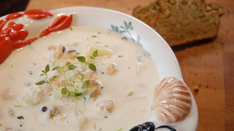 Chowder z owocami morza z Nowej Szkocji