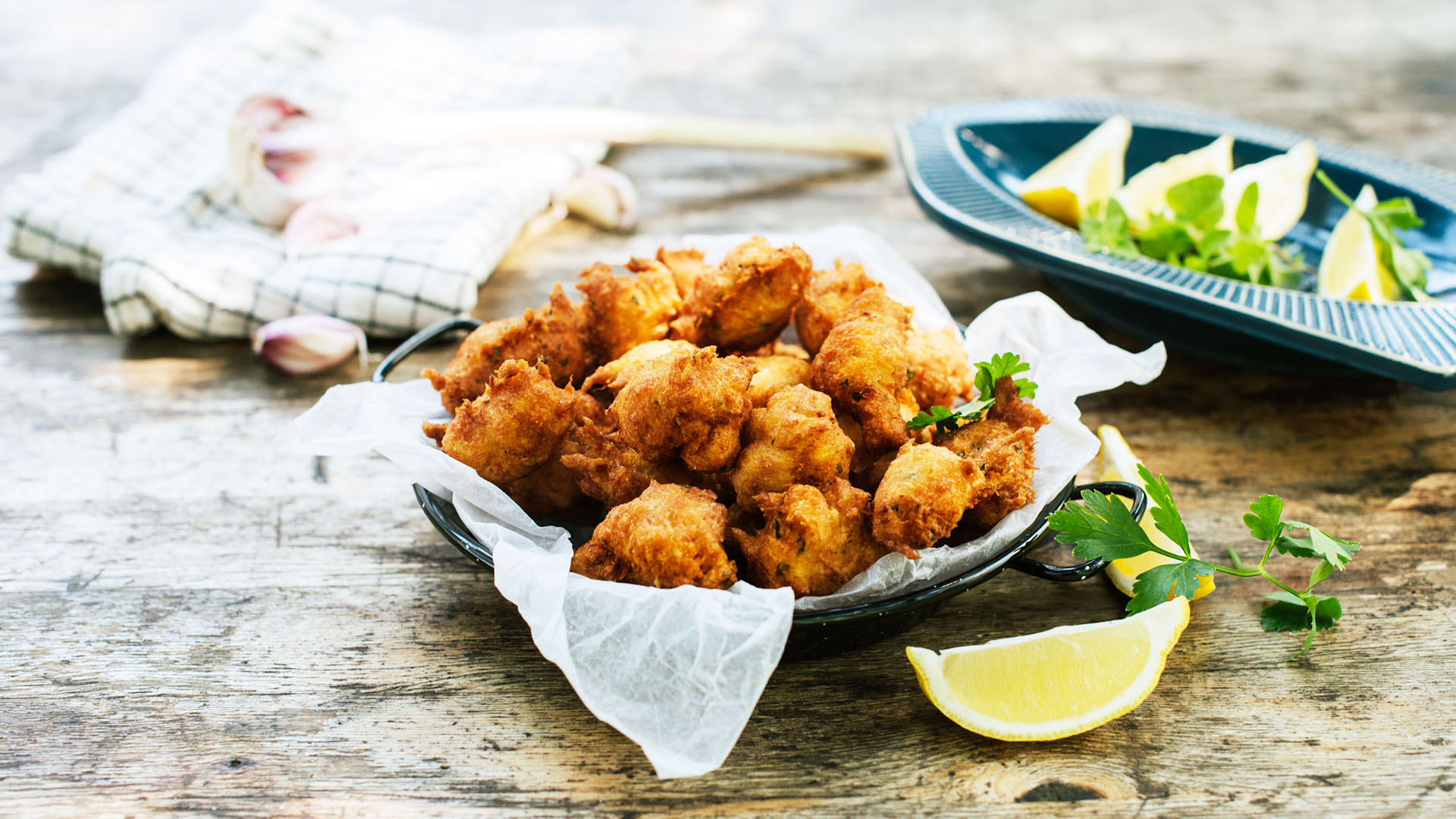 Bunuelos de bacalao