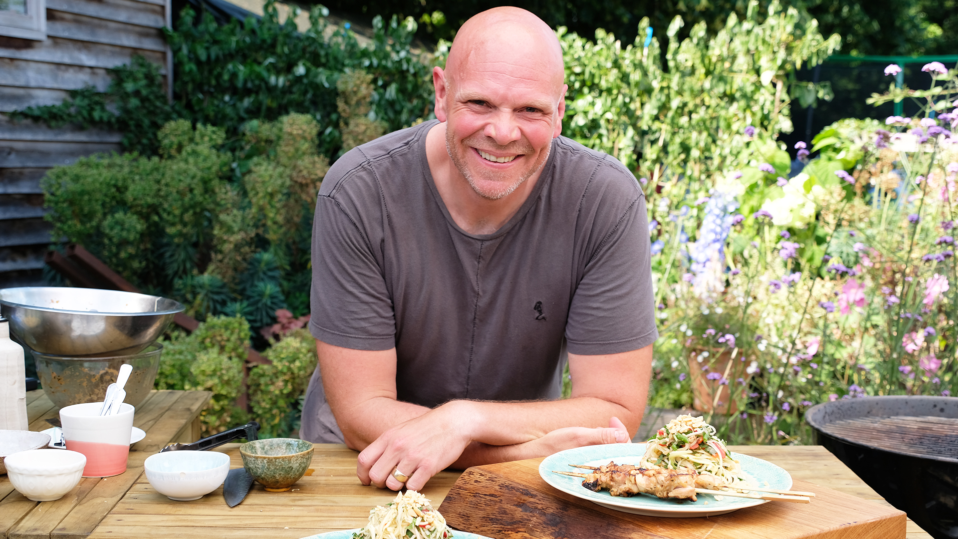 Tom Kerridge grilluje